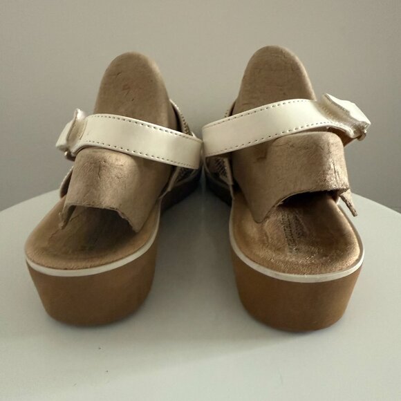 Naturalizer - Off White - Sandals with Beading - Size 8 - Picture 8 of 10